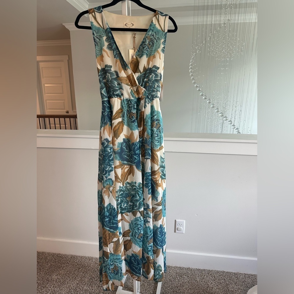 Floral Sleeveless Maxi Dress - Blue and Brown